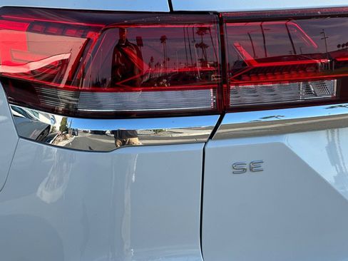 New 2026 Volkswagen Atlas SE image 7