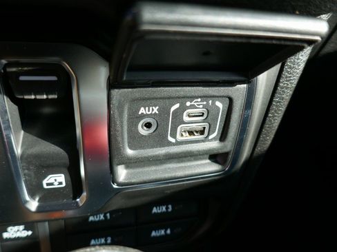 New 2026 Jeep Wrangler Willys AWD/4WD image 15