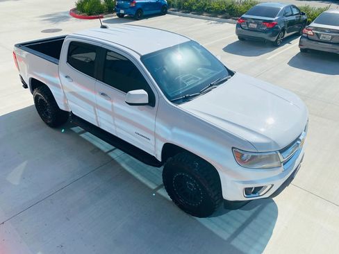Used 2016 Chevrolet Colorado LT w/ LT Convenience Package AWD/4WD image 11