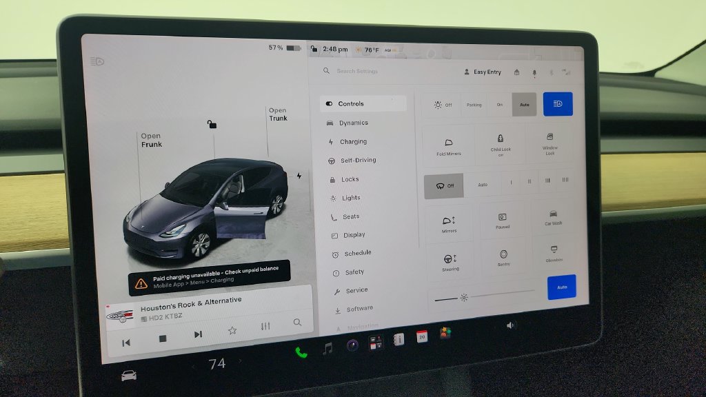 Used 2023 Tesla Model Y Long Range AWD/4WD image 16