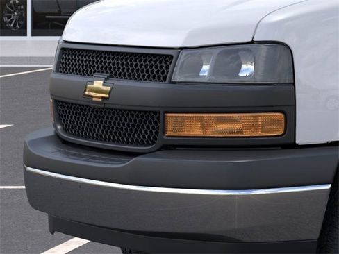 New 2025 Chevrolet Express 3500 w/ Power Convenience Package image 13