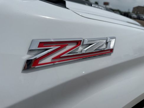 Used 2025 Chevrolet Silverado 1500 LT Trail Boss w/ Protection Package AWD/4WD image 38
