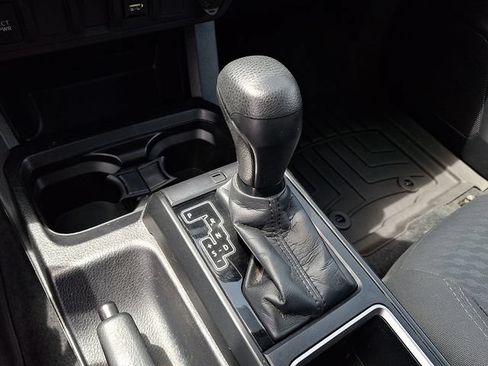 Used 2021 Toyota Tacoma SR w/ SR Convenience Package RWD image 12