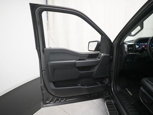 Used 2022 Ford F150 Lariat w/ Trailer Tow Package AWD/4WD image 28