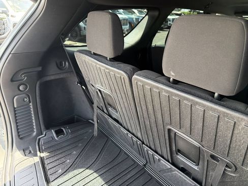 Used 2023 Dodge Durango GT AWD/4WD image 12