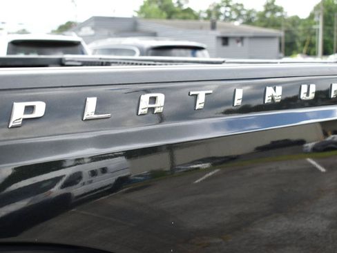 Used 2015 Ford F250 Platinum w/ FX4 Off-Road Package AWD/4WD image 48