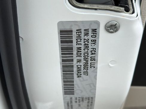 Used 2023 Chrysler Voyager LX FWD image 29