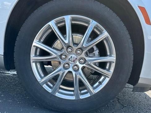 Used 2023 Buick Enclave Premium w/ Experience Buick Package AWD/4WD image 3