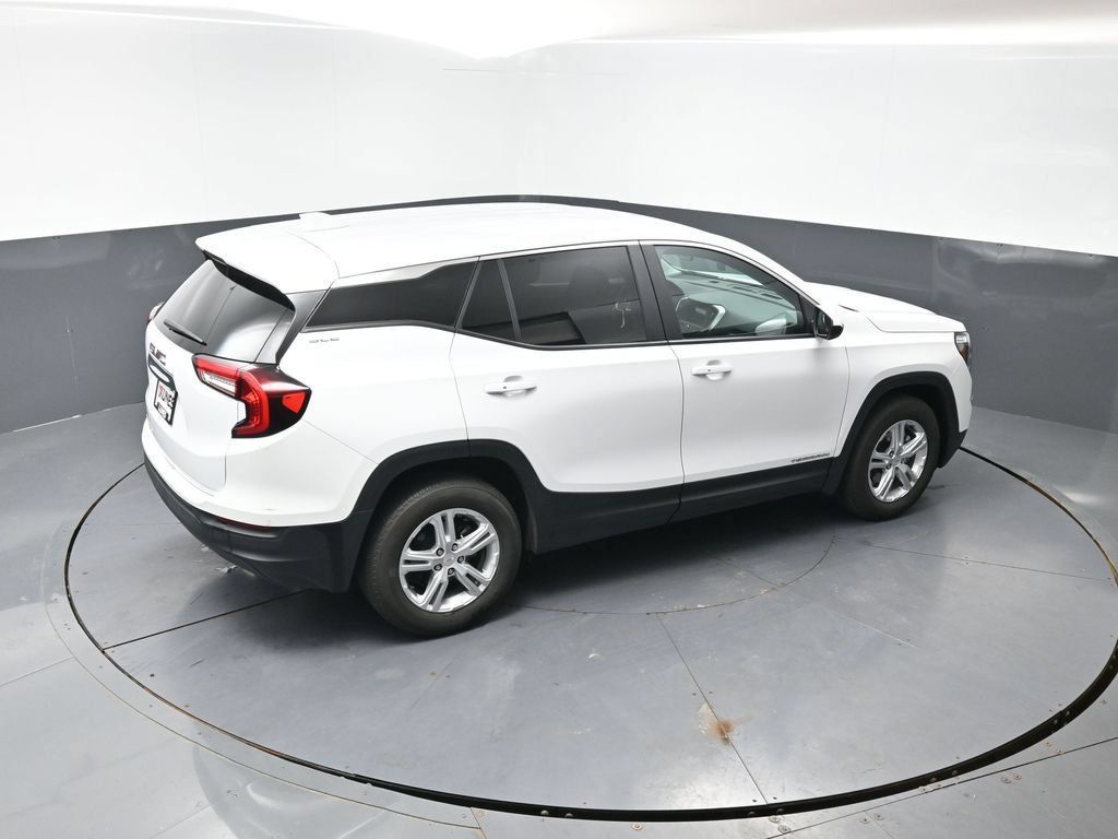 Used 2024 GMC Terrain SLE FWD image 40