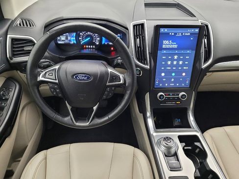 Used 2022 Ford Edge Titanium AWD/4WD image 22