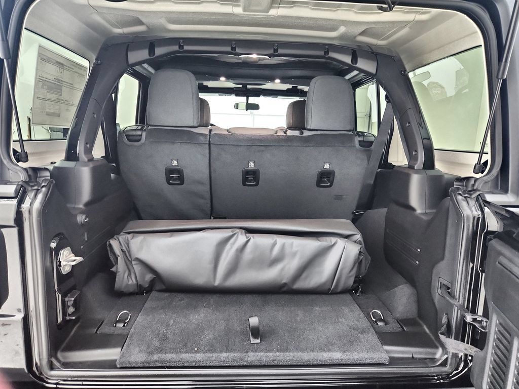 New 2026 Jeep Wrangler Unlimited Sport AWD/4WD image 31