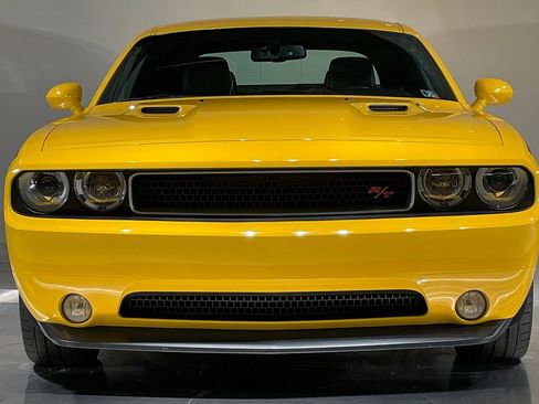 Used 2012 Dodge Challenger R/T RWD image 6