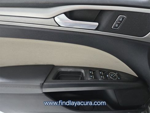 Used 2019 Ford Fusion S image 17