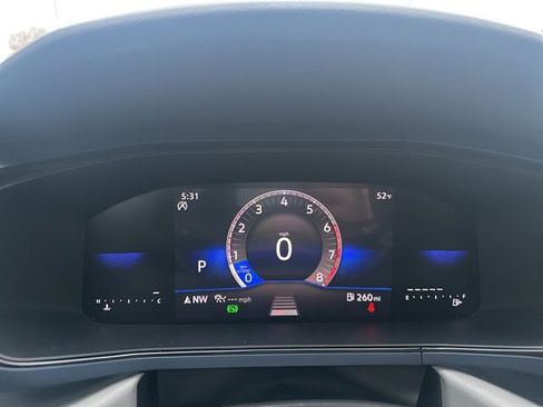 Used 2024 Volkswagen Taos SE image 24