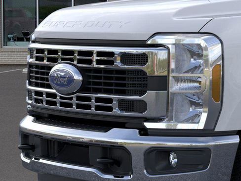 New 2026 Ford F350 XL w/ XL Chrome Package image 17