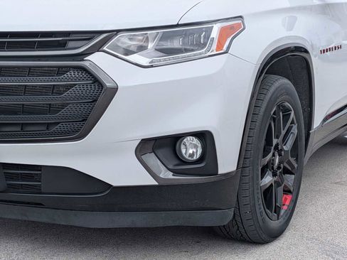 Used 2020 Chevrolet Traverse Premier w/ Redline Edition AWD/4WD image 11