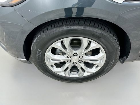 Used 2020 Buick Enclave Avenir w/ Avenir Technology Package FWD image 34