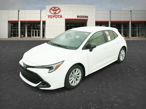 New 2026 Toyota Corolla SE image 1