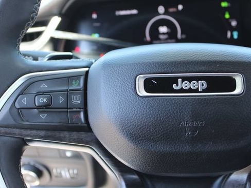 Used 2024 Jeep Grand Cherokee Limited 4xe AWD/4WD image 22