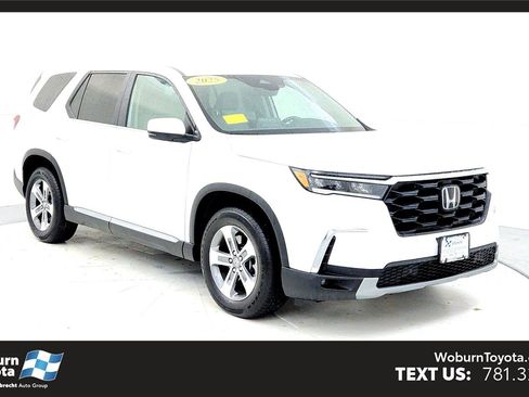 Used 2025 Honda Pilot EX-L image 1