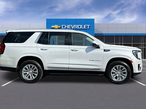 Certified 2024 GMC Yukon Denali AWD/4WD image 3
