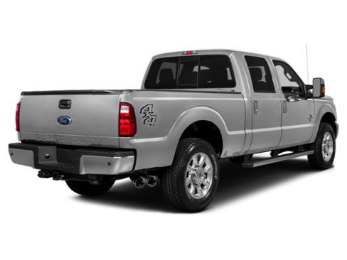Used 2015 Ford F250 XLT w/ XLT Value Package AWD/4WD image 4
