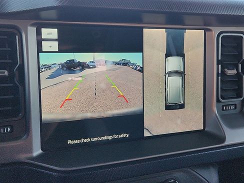 Used 2022 Ford Bronco Outer Banks image 8