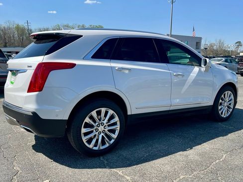 Used 2018 Cadillac XT5 Platinum w/ Driver Assist Package image 3