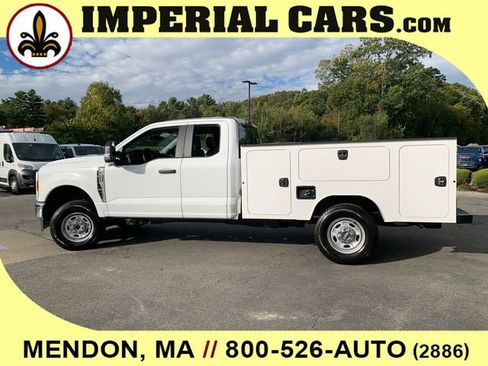 New 2025 Ford F250 XLT w/ Snow Plow Prep Package image 7