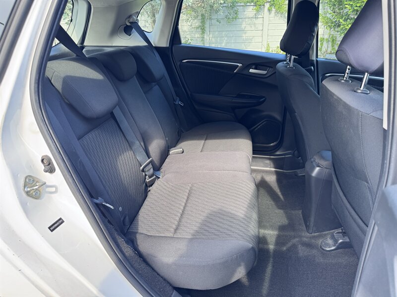 Used 2020 Honda Fit EX image 17