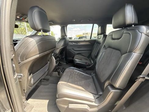 Used 2023 Jeep Grand Cherokee L Laredo AWD/4WD image 14