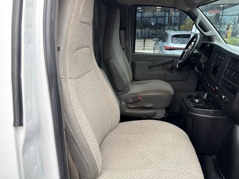Used 2019 Chevrolet Express 3500 w/ Power Convenience Package RWD image 20