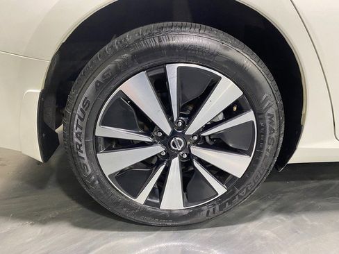 Used 2019 Nissan Altima 2.5 SV image 9