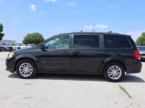 Used 2014 Dodge Grand Caravan SXT FWD image 8