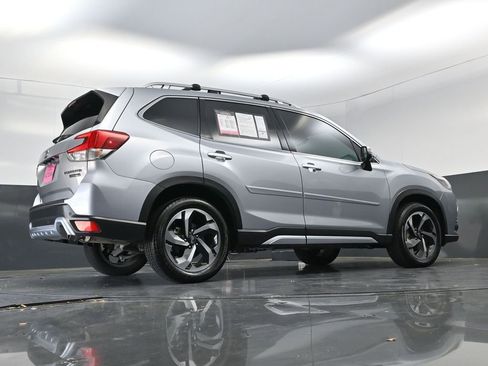 Used 2022 Subaru Forester Touring w/ Popular Package #3 AWD/4WD image 19