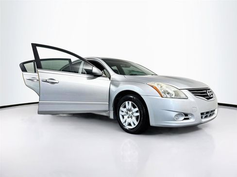 Used 2012 Nissan Altima 2.5 S w/ Value Pkg FWD image 22