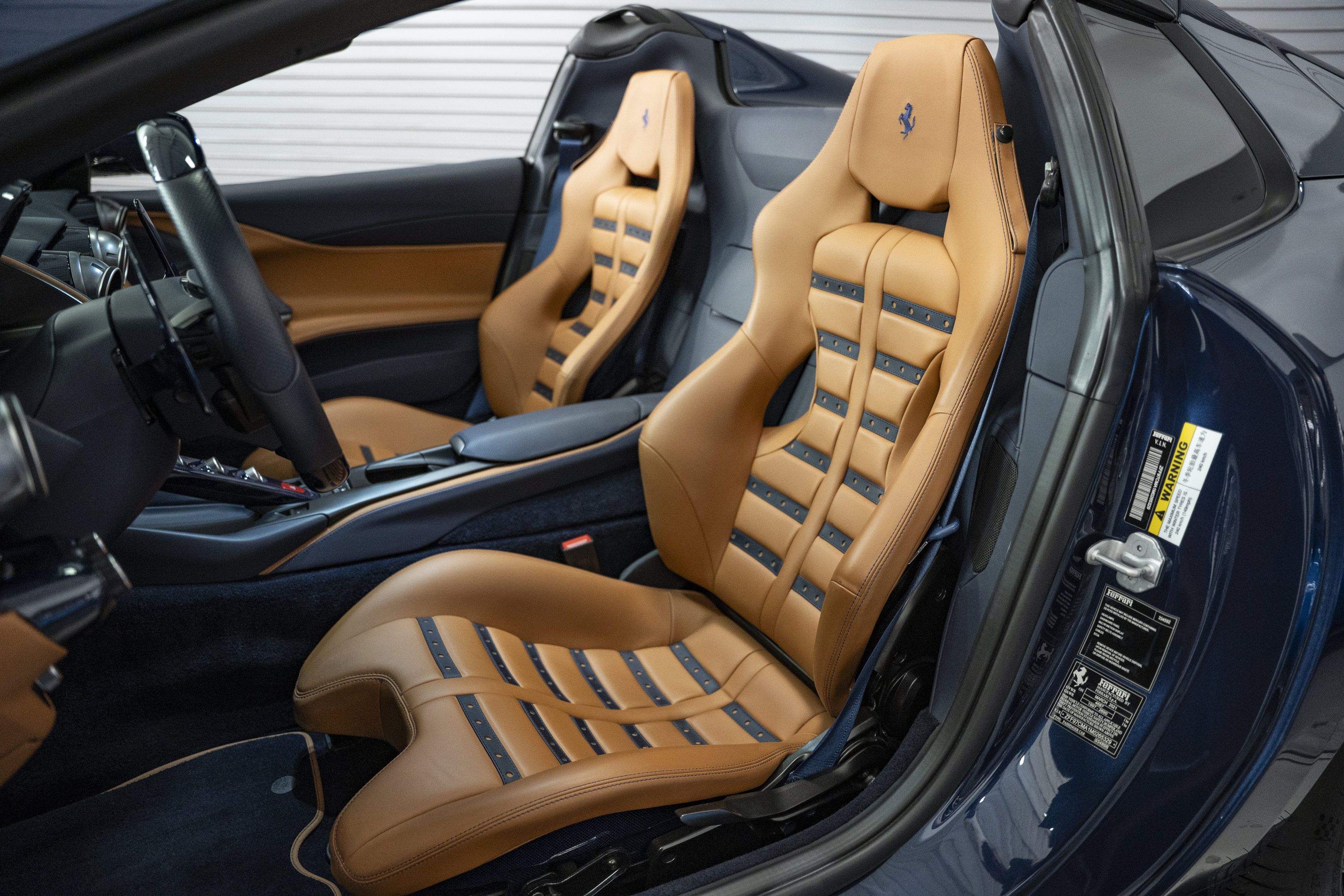Used 2021 Ferrari 812 GTS RWD image 29