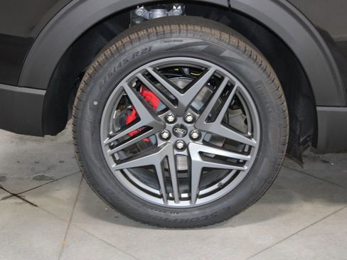 New 2026 Ford Explorer ST w/ Sun And Sound Package image 12