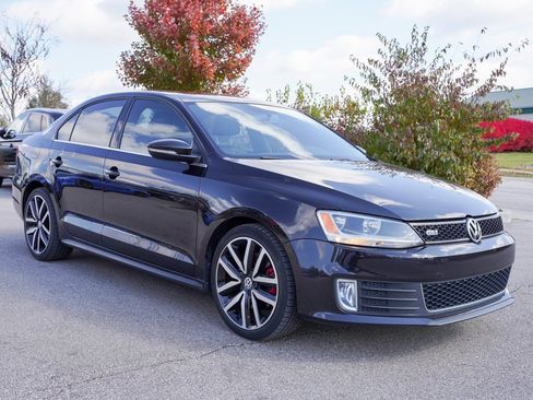 Used 2014 Volkswagen Jetta GLI Autobahn image 10