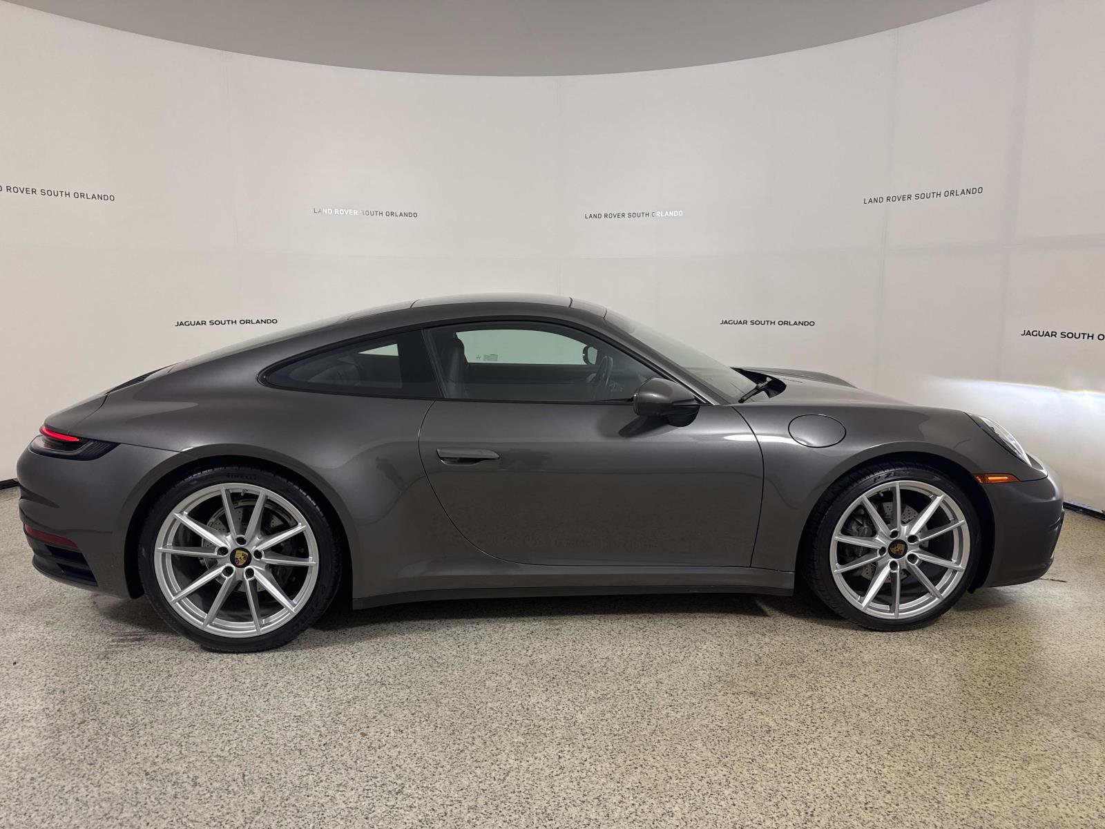 Used 2023 Porsche 911 Carrera w/ Premium Package RWD image 6