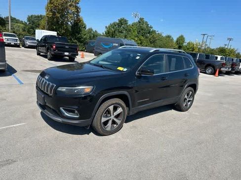 Certified 2019 Jeep Cherokee Limited AWD/4WD image 2