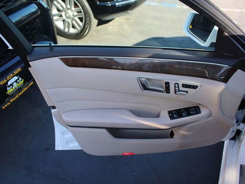 Used 2016 Mercedes-Benz E 350 Sport image 18