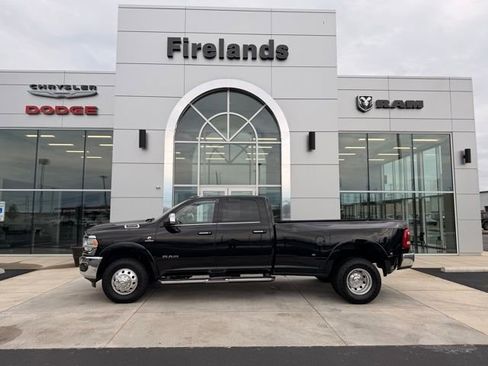 Used 2022 RAM 3500 Laramie AWD/4WD image 2