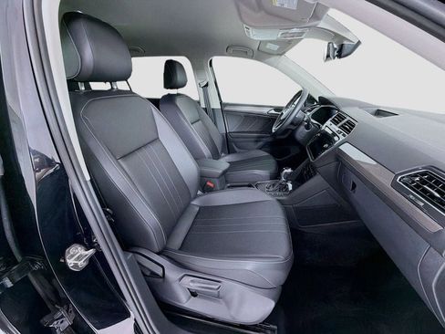 Used 2023 Volkswagen Tiguan SE FWD image 27