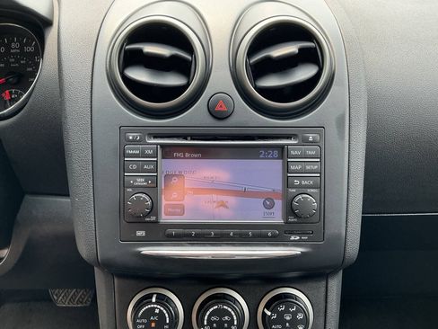 Used 2012 Nissan Rogue SL AWD/4WD image 20