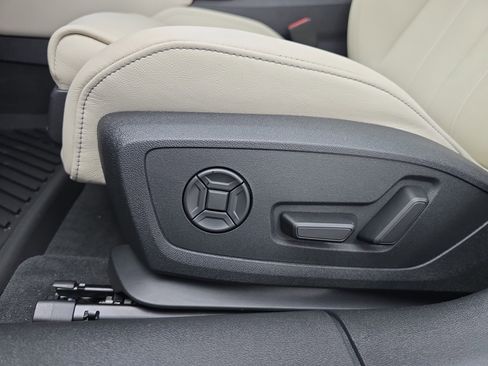 New 2026 Audi A6 Premium Plus image 28