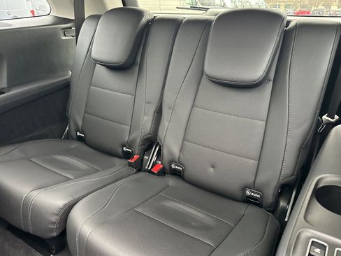 Certified 2024 Mercedes-Benz GLS 450 4MATIC image 15