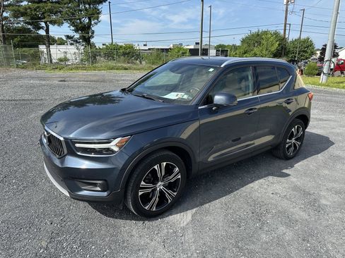 Used 2020 Volvo XC40 T5 Inscription w/ Protection Package AWD/4WD image 4