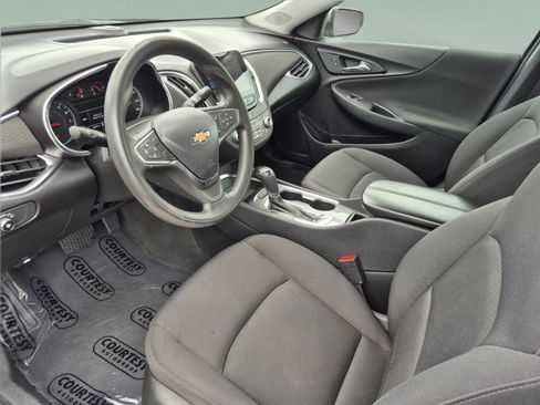 Used 2020 Chevrolet Malibu LT FWD image 18