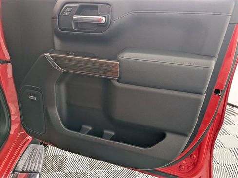 Used 2020 Chevrolet Silverado 1500 RST w/ All-Star Edition image 33